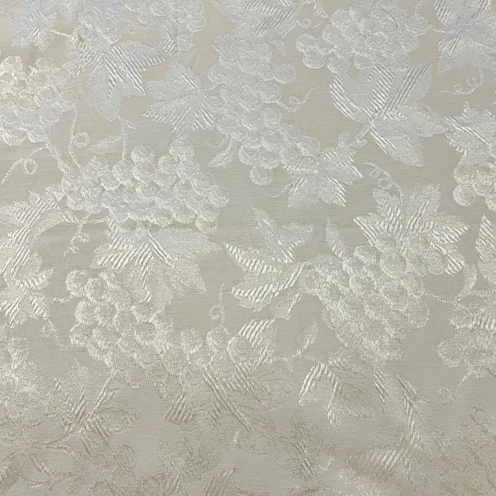 Vintage Ivory Floral Brocade Damask‎ Tablecloth Grapes Leaves Jacquard